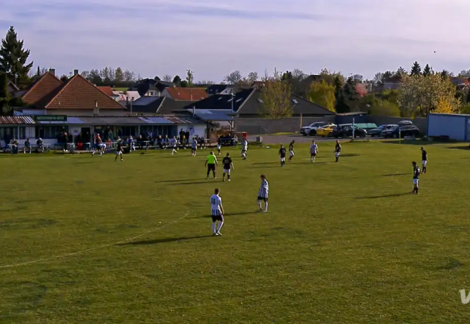 B-tým 21. kolo Meteor Pletený újezd - Slavoj Kladno B