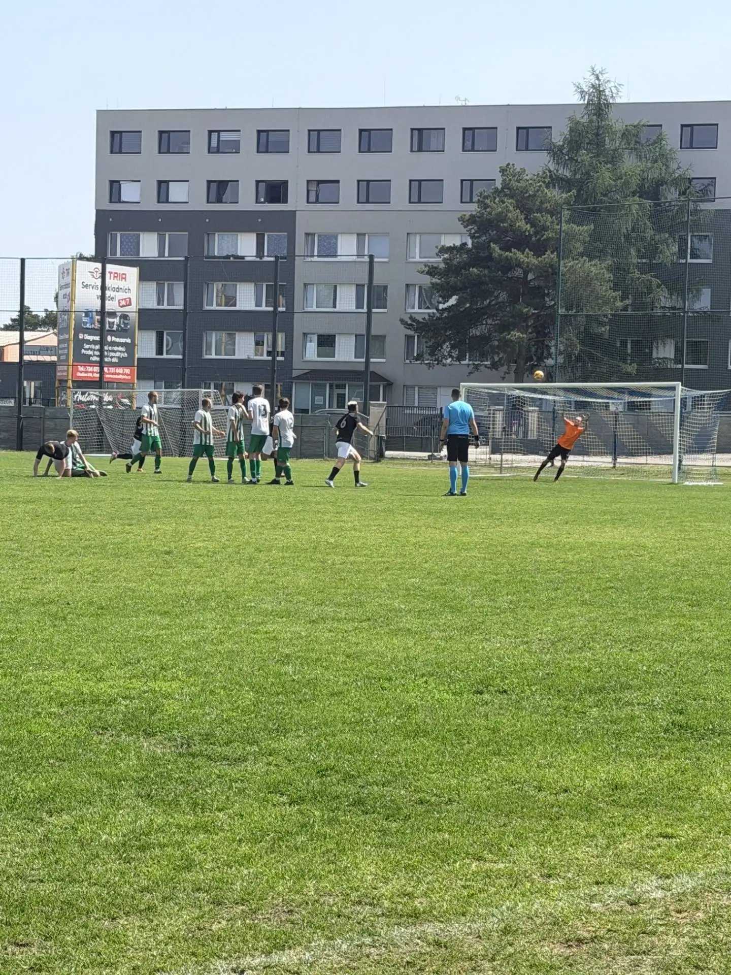 B-tým Derby nabídlo boj i emoce. Slavoj padl s Kročehlavy až po penaltách