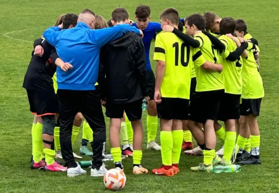 Starší žáci stále drží sérii bez prohry.