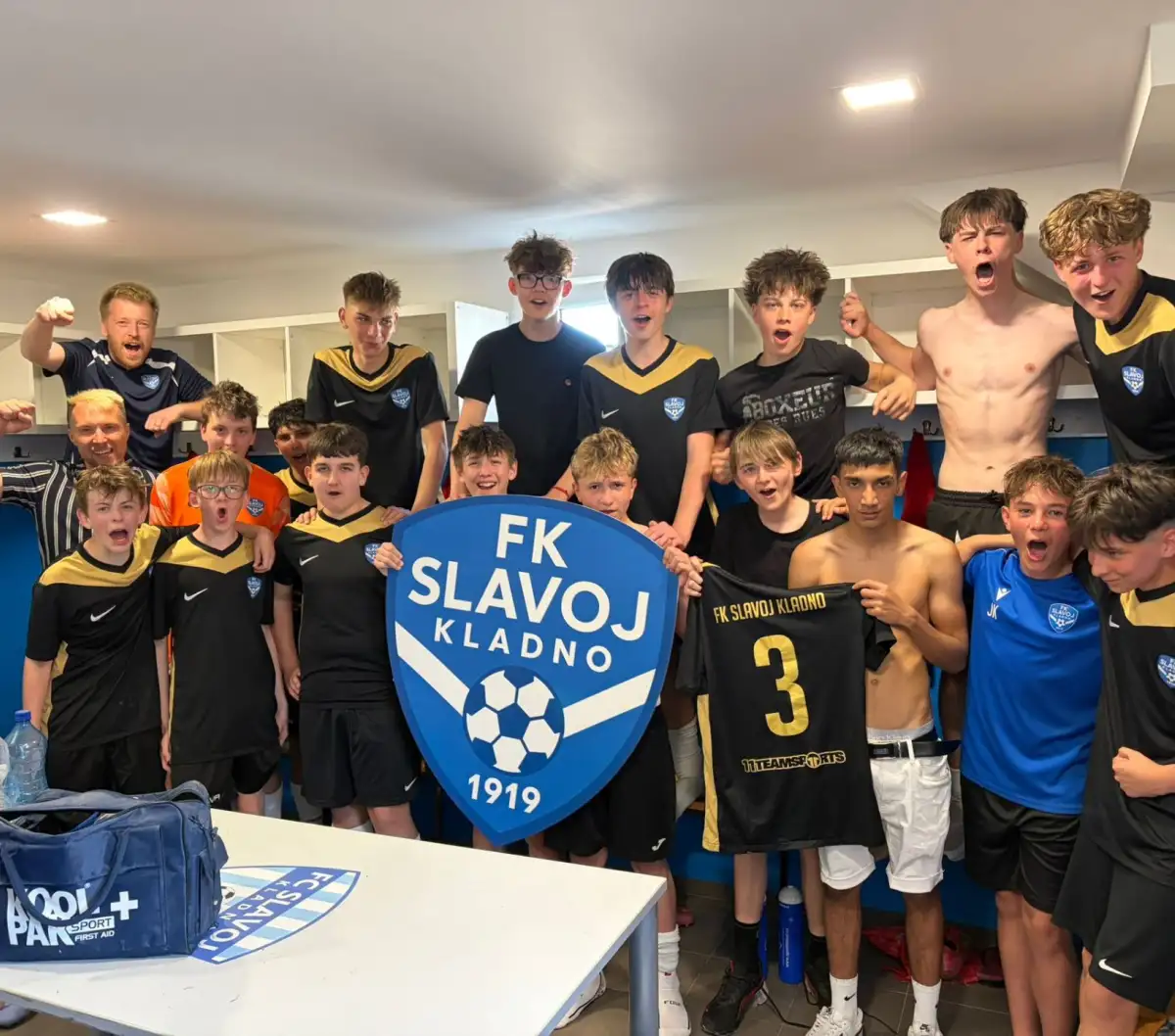 U15 zvládli šlágr kola! Slavoj porazil Vinařice/Libušín 3:1