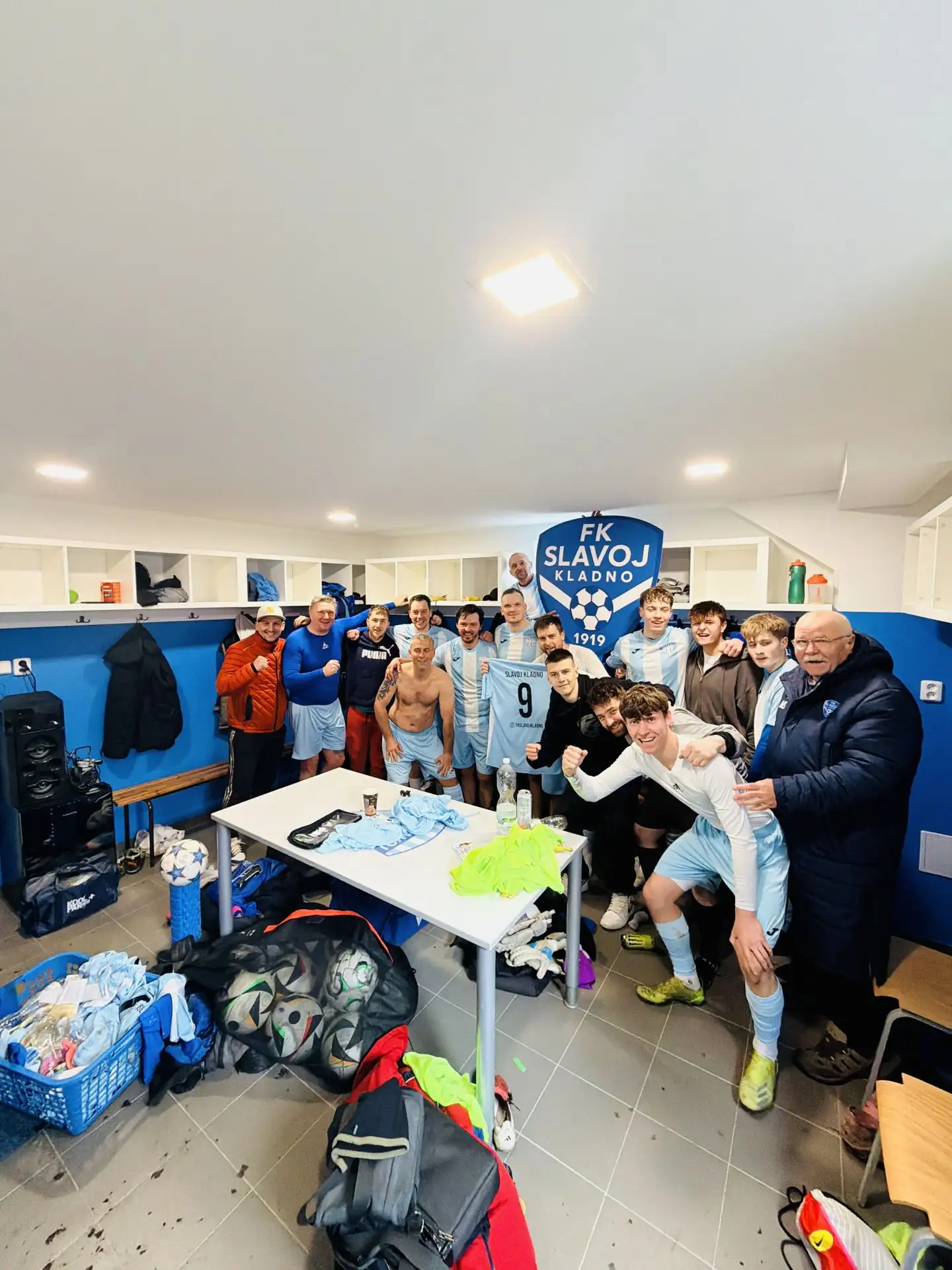 Fantastický vstup do soutěže: Slavoj nasázel devět branek!